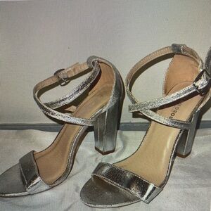 LaTouche | Shoes | Latouche Heels Brown New 65 | Poshmark display picture 1